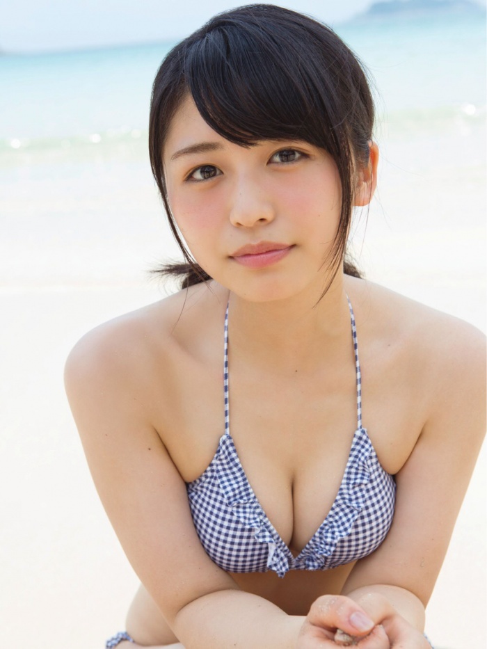 【欅坂46】「可愛すぎて悶絶！」長濱ねる、“彼女とビーチなう”キュートなビキニ写真公開！