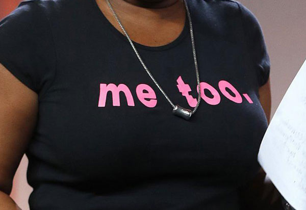 【画像・動画あり】#MeToo運動の創始者、タラナ・バークさん、超絶巨乳ちゃんだった。こりゃセクハラされまくってたわけだわ