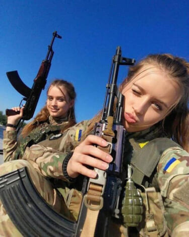 【画像】ウクライナの標準的な女性の画像を貼っていく